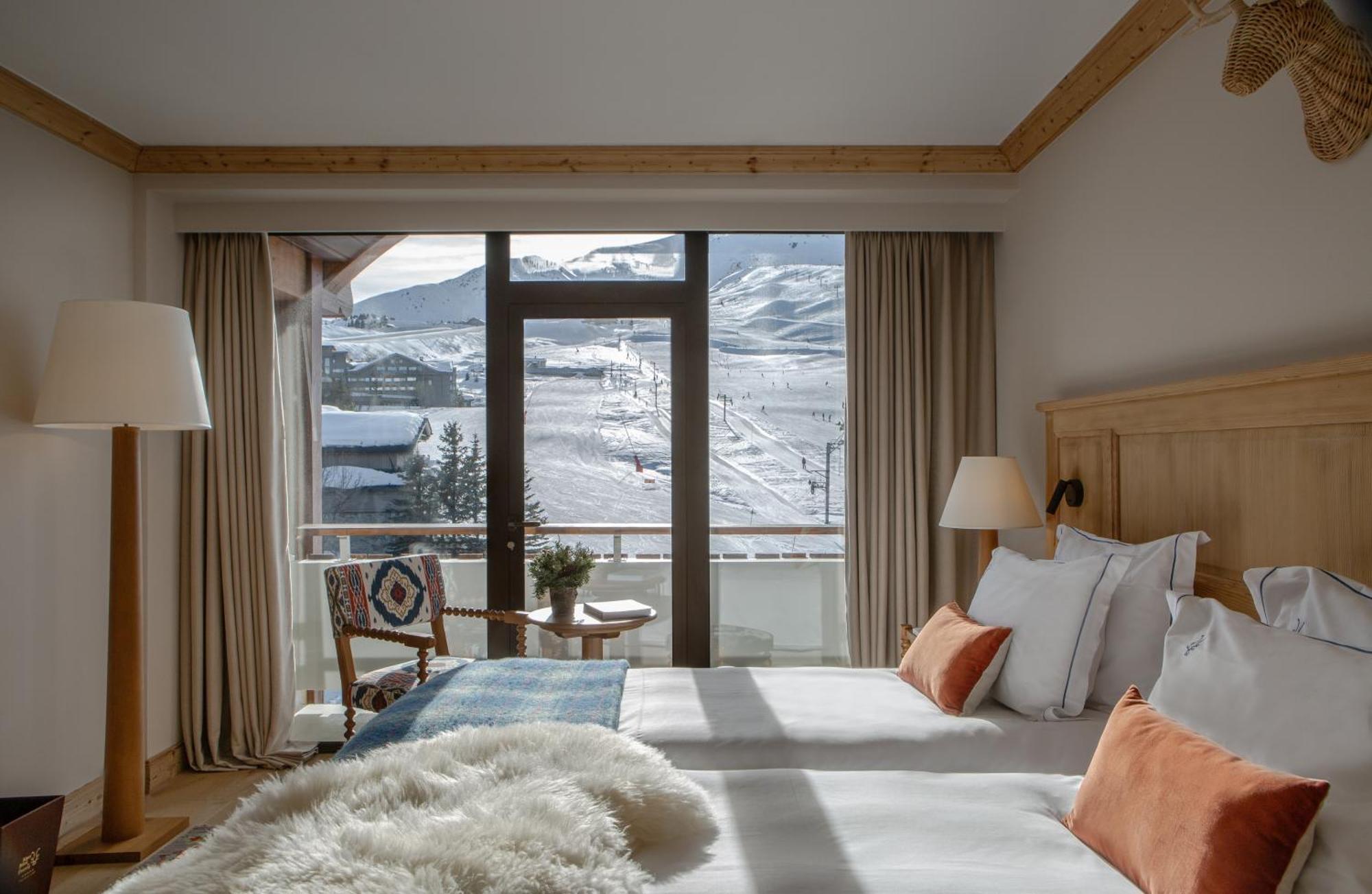 Alpes Hotel Du Pralong Courchevel Bagian luar foto